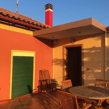 Small Apartment Near Athens Airport Pikérmion Exterior photo